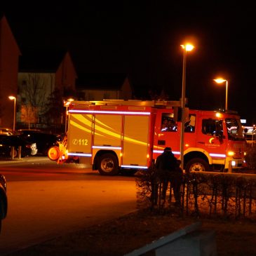 Feuerwehr übt einen Ernstfall am Lise-Meitner-Gymnasium